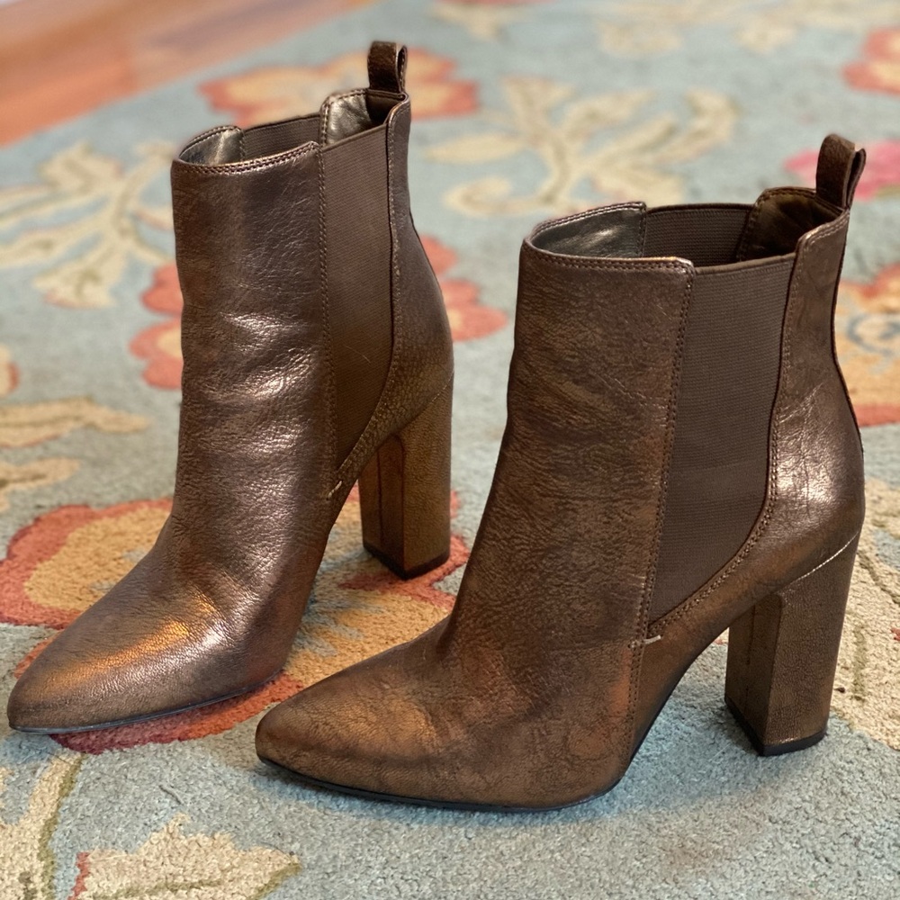 Vince Camuto bronze metallic boots size 8